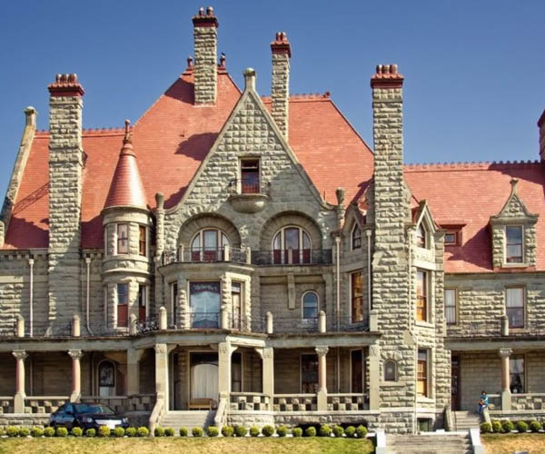 Craigdarroch Castle
